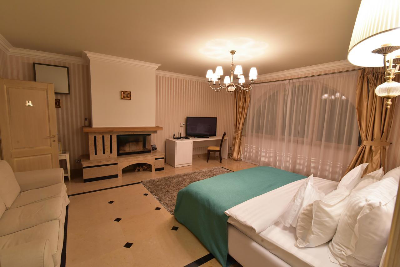 Lacul Verde Resort Плоєшті Екстер'єр фото